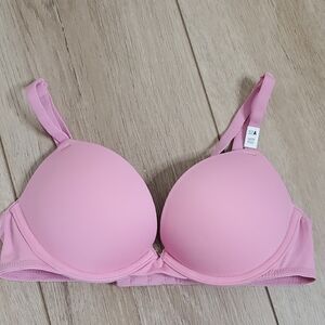 NWT Pink Victoria's Secret Wear Everywhere Super Push Up Women's Bra 32A